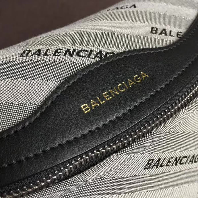 BALENCIAG巴黎世家 半月腰包 帆布材質 滿飾Balenciaga標識提花  BL1813